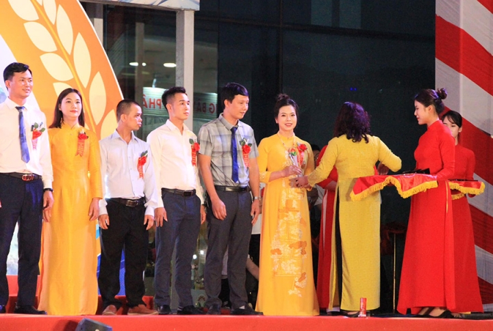 Honeco vinh dự nhận giải thưởng Sản phẩm CNNNTT cấp khu vực năm 2024