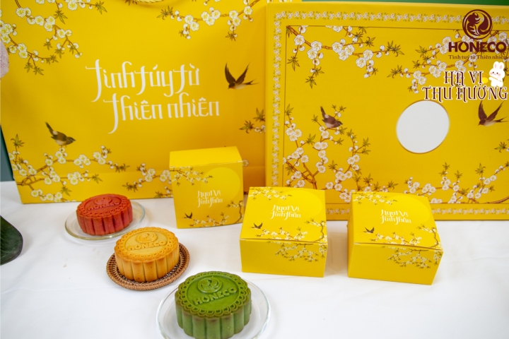 Hộp bánh trung thu mật ong H068